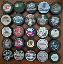LOT OF 25 OFFICIAL HOCKEY PUCK s NHL INGLASCO PUCK 🌎 VINTAGE + OLDER PUCKS  picture