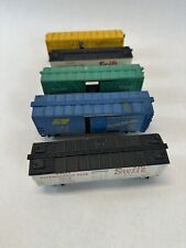 Lionel Set of 5 Freight Cars. These Are All Older Box Cars In Rolling Condition picture