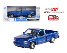 Motormax 1:24 1992 Chevrolet 454 SS Pickup – Blue Metallic  picture