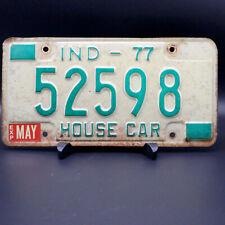 1977 Indiana 52598 HOUSE CAR License Plate Expired Car Tag - White and Green picture