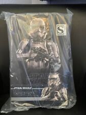 Stormtrooper (Chrome Version) Star Wars 1/6 scale Sideshow Exclusive  Hot Toys picture