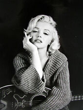 Marilyn Monroe Posing With Guitar 8x10 Picture Celebrity Print picture