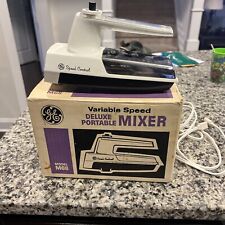 Retro 70s GE Variable Speed Deluxe Portable Mixer Model M68 - Tested picture