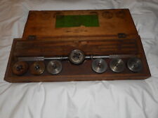 Vintage Mayhew Screw Plate Set 425 Cutting Sizes: 1/4-20 to 3/4-10 in wooden box picture