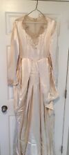 VTG Victorian Style Ivory Satin Lace Beaded Wedding Dress, Long Train, Size 6/8 picture