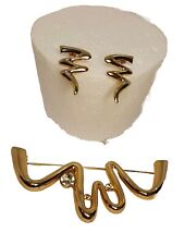 Stunning Vintage Brooch W/ Stud Earring Earrings Jewelry Set. Gold Toned W/ Gems picture
