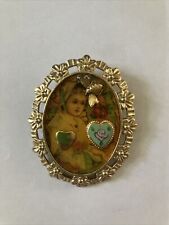 Antique Victorian Gold tone Portrait Brooch Cameo 3D bee heart oval vintage picture