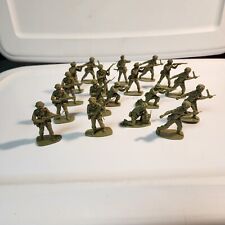 Vintage AIRFIX 1970s thru 1990s Military Series British Paratroopers 54mm Green picture