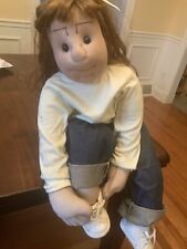 Vtg Frumpkins Doll handcrafted soft sculpted girl tieing shoe euc rare picture