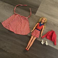 VINTAGE GROWING UP SKIPPER DOLL SHIRT SKIRT SHOE MATTELL BARBIE Grows 7259 Movie picture
