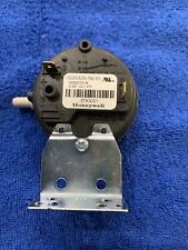 NEW Lennox Ducane Armstrong 67K30 OEM  Pressure Switch  Honeywell IS20326-5610 picture
