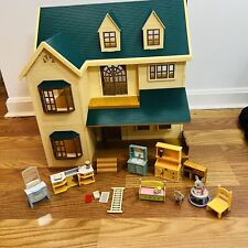 Epoch Calico Critters Deluxe Village Hill House Green Roof Sylvanian Family picture