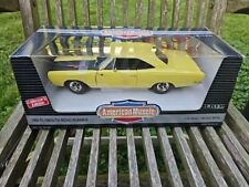 Ertl American Muscle 1969 Plymouth Road Runner Hemi 1:18 Scale Diecast Model Car picture