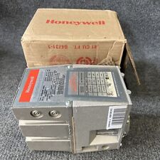 Honeywell  V4055D-1043 Fluid Power On/Off Actuator  V4055D1043  New picture