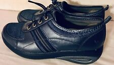 Get Fit Blue Leather Sneakers by Grasshoppers Women’s Size 8 M EUC picture