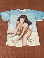 rare vintage Tshirt Shirt 90s Bettie Page beach bunny yeager Size M picture
