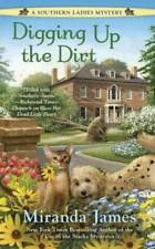 Digging Up the Dirt (A Southern Ladies Mystery) - Mass Market Paperback - GOOD picture