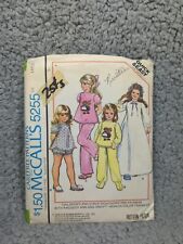 Vintage 1970s McCall's Sewing Pattern Transfer Girl's NIGHTGOWN PJs 5255 MED UC picture