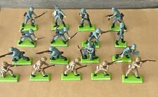 Vtg Mixed Lot of 17 - 1971 Britains Ltd.  Toy Soldiers Deetail - Made In England picture