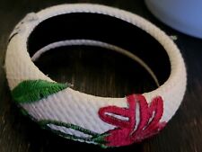 Vintage Threaded Embroided Flowers Bangle Braclet Rare Find  picture