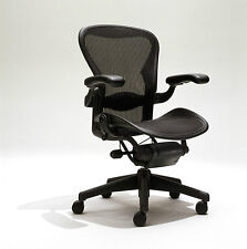 Herman Miller Aeron Mesh Office Desk Chair Medium Size B fully adjustable lumbar picture