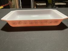 Vintage Pyrex Pink Daisy Gaiety 548-B Space Saver 1 1/4 Quart Casserole Dish picture
