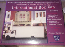 IHC, INTERNATIONAL BOX VAN, HO 1:87, PLASTIC KIT, #4222  ORIG. FACTORY SEALED picture