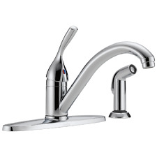 Delta Classic Kitchen Faucet with Spray in Chrome - Certified Refurbished picture