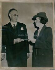 1944 Maxwell Hahn Gives Award To Lillian Johnson Ryther Center Event Photo 7X9 picture