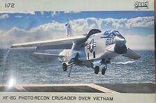 1/72 Jet Recon Fighter : Vought RF-8G Crusader 