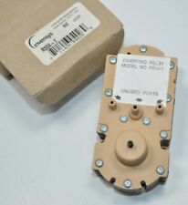 NEW Invensys Robertshaw Diverting Relay Model# R504-1 picture