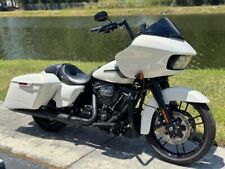 2018 Harley-Davidson Road Glide® Special  picture