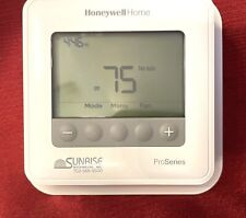 Honeywell T6 Pro Series Programmable Thermostat - White (TH4110U2005) LOT 2 picture