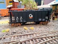 HO Atlas Covered Hopper Guilford Boston & Maine New Partly Weathered picture