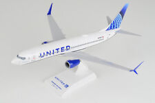 Skymarks 1/130 737-800 Airplane N37267 United Airlines picture