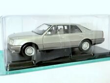 Hachette Japan 1/24 Japanese Cars (199) Toyota Crown Majesta 1995 Diecast Model picture