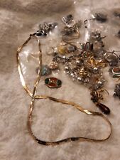 35pc Antique/ Vintage/ Modern Costume Jewelry Pin Brooch mixed Lot Some Signed picture