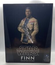 star wars gentle giant Finn figure mint no 185/1500 picture