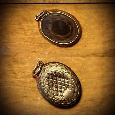 Antique Victorian hairwork keepsake memorial locket with lock of hair picture
