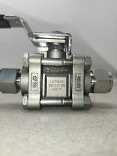 NEW SWAGELOK STAINLESS STEEL BALL VALVE SS-63TS8-SC11 picture