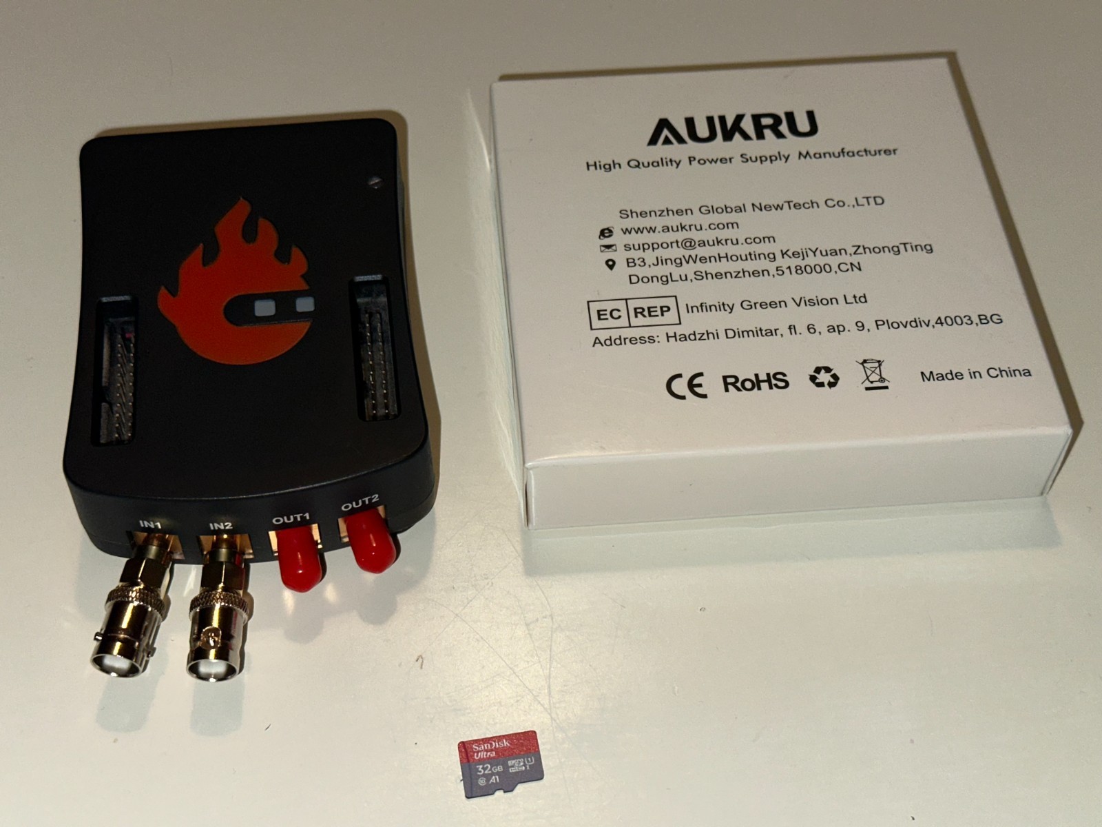 Red Pitaya STEMlab 125-14 Starter Kit + Aluminum Housing