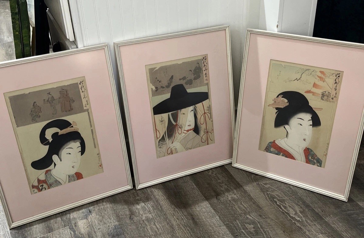 Lot-3 Chikanobu Woodblock Prints: Mirror of the Ages Around the Kyowa Era 1897 Lot-3 Chikanobu Woodblock Prints: Mirror of the Ages Around the Kyowa Era 1897