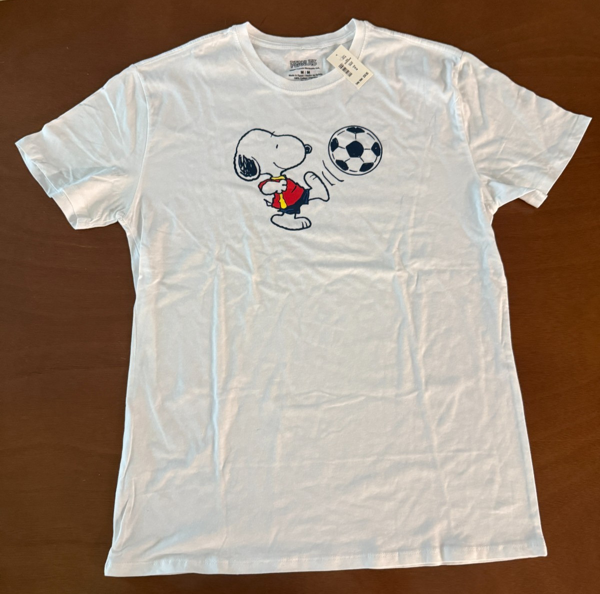 Aeropostale Women\'s Soccer Snoopy Relaxed Graphic White Tee, Medium Aeropostale Women\'s Soccer Snoopy Relaxed Graphic White Tee, Medium