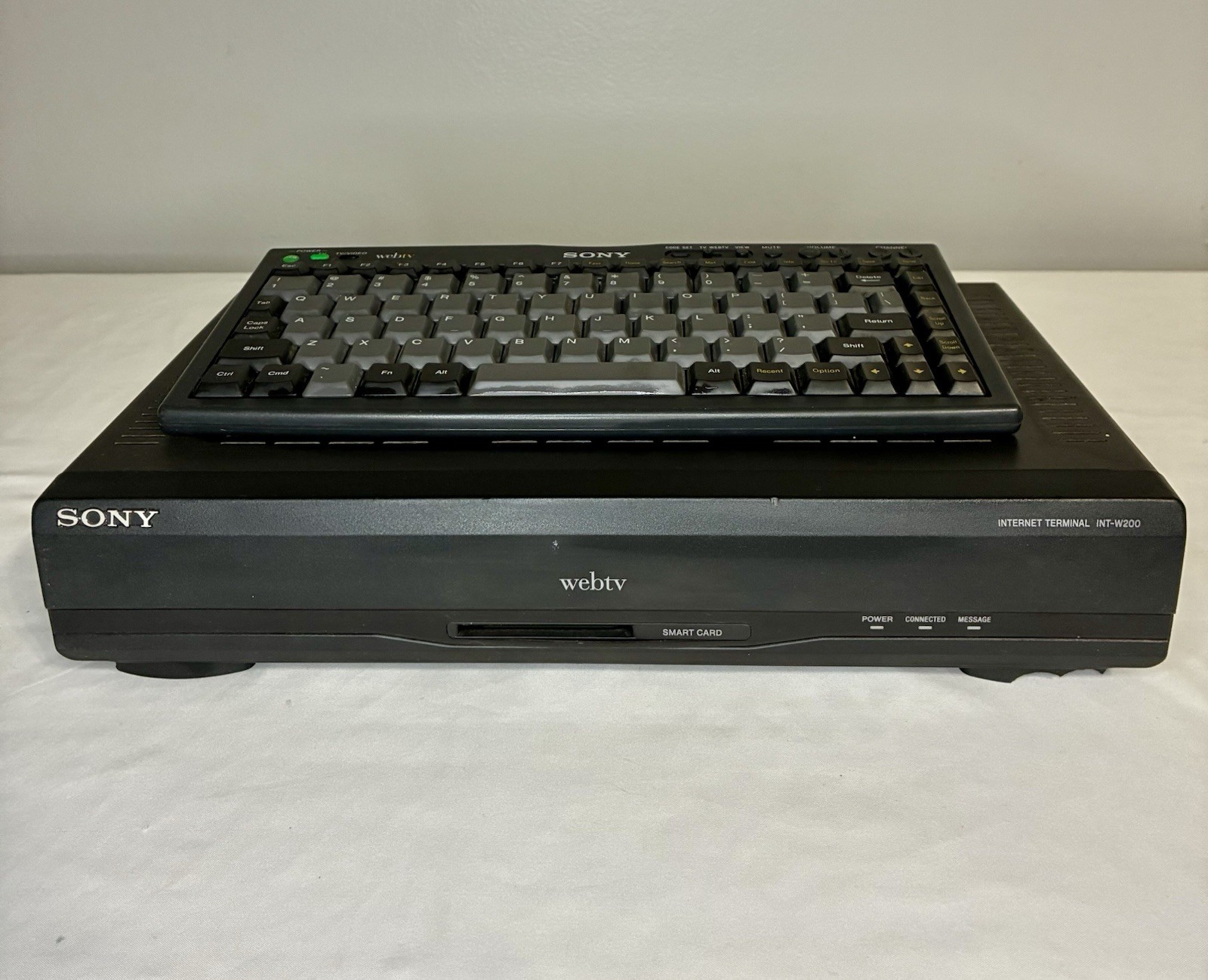 Vintage Sony WebTV Plus INT-W200 Internet Terminal w/ Keyboard 1998 Parts Repair