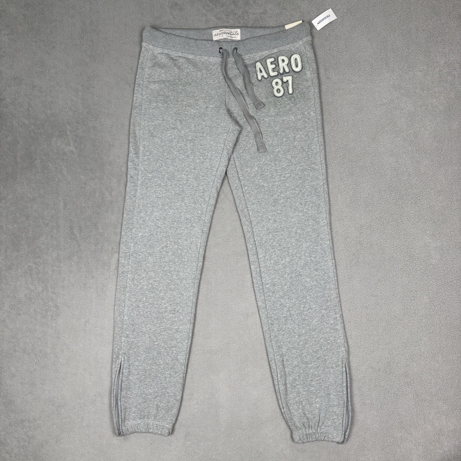 Vintage Y2K Aeropostale Sweatpants Womens XL Gray Tapered Low Rise Joggers NWT Vintage Y2K Aeropostale Sweatpants Womens XL Gray Tapered Low Rise Joggers NWT