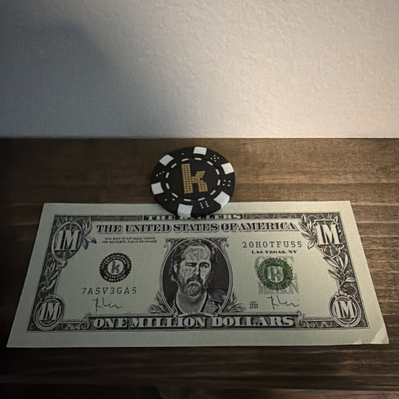 The Killers VIP Poker Chip & The Legend Money Ron 2024 Hot Fuss Las Vegas RARE The Killers VIP Poker Chip & The Legend Money Ron 2024 Hot Fuss Las Vegas RARE