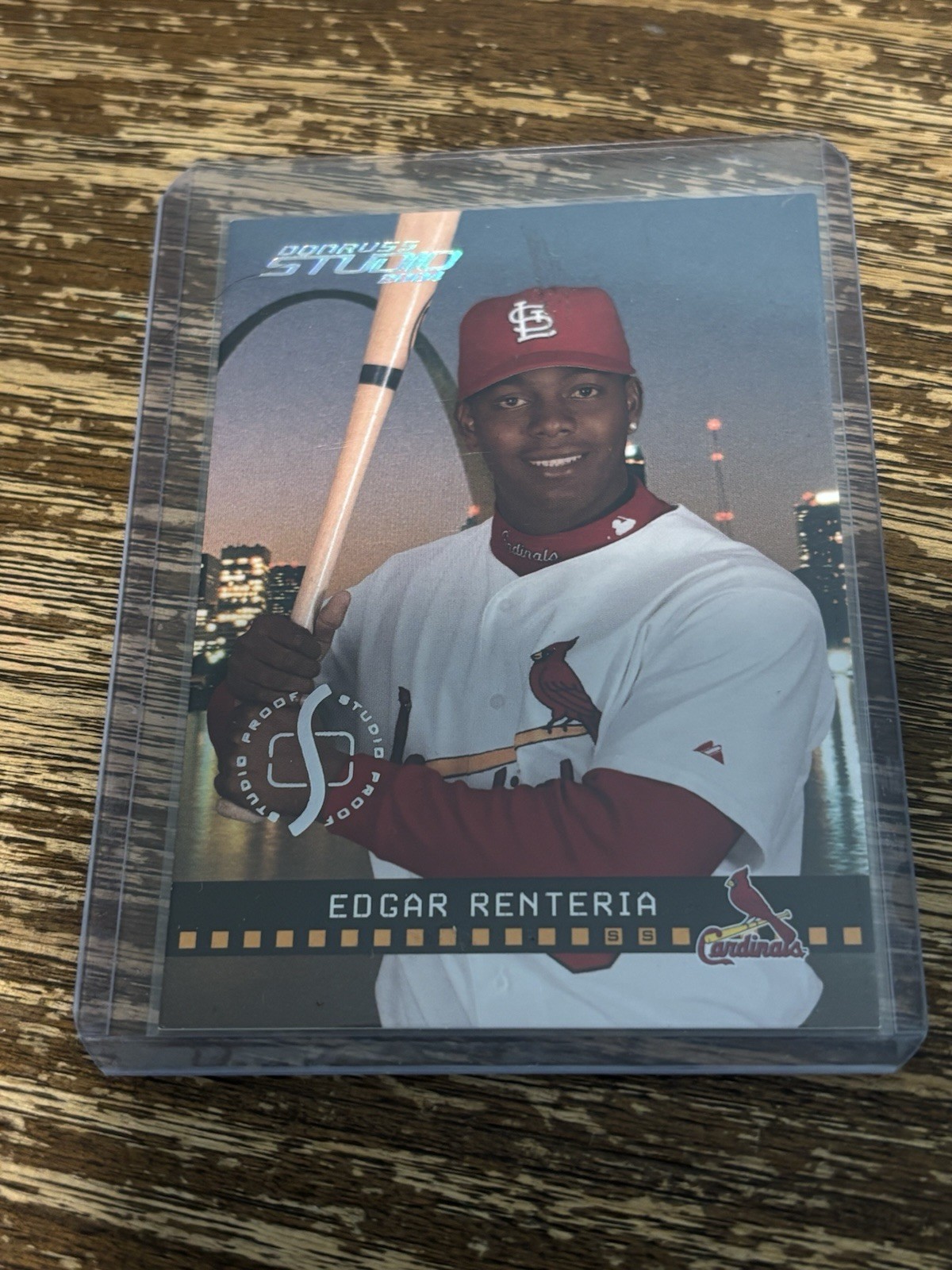 2004 Donruss Studio Proof Edgar Renteria /100 St Louis Cardinals Baseball Card 2004 Donruss Studio Proof Edgar Renteria /100 St Louis Cardinals Baseball Card