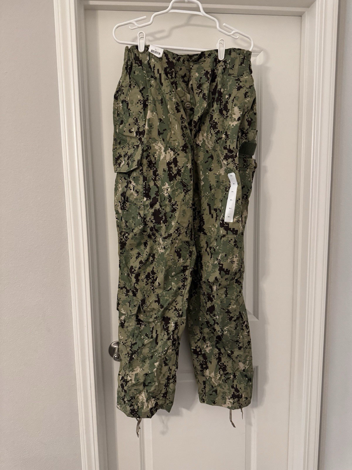 US NAVY NWU Type III Trousers Medium Long US NAVY NWU Type III Trousers Medium Long