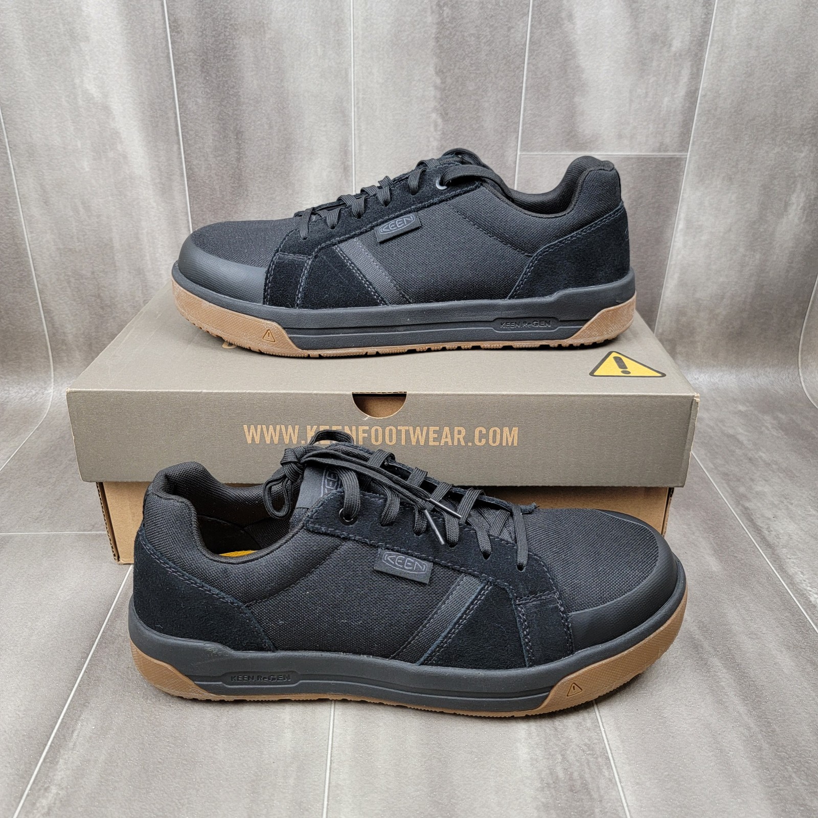 Keen Utility Mens Kenton ESD CT Black/Gum Canvas Work Shoes Sneakers Size 10.5 D