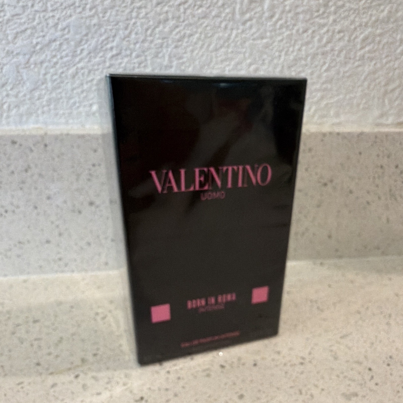 Valentino Born In Roma Intense Eau de Parfum Intense Spray 3.4 fl oz Valentino Born In Roma Intense Eau de Parfum Intense Spray 3.4 fl oz